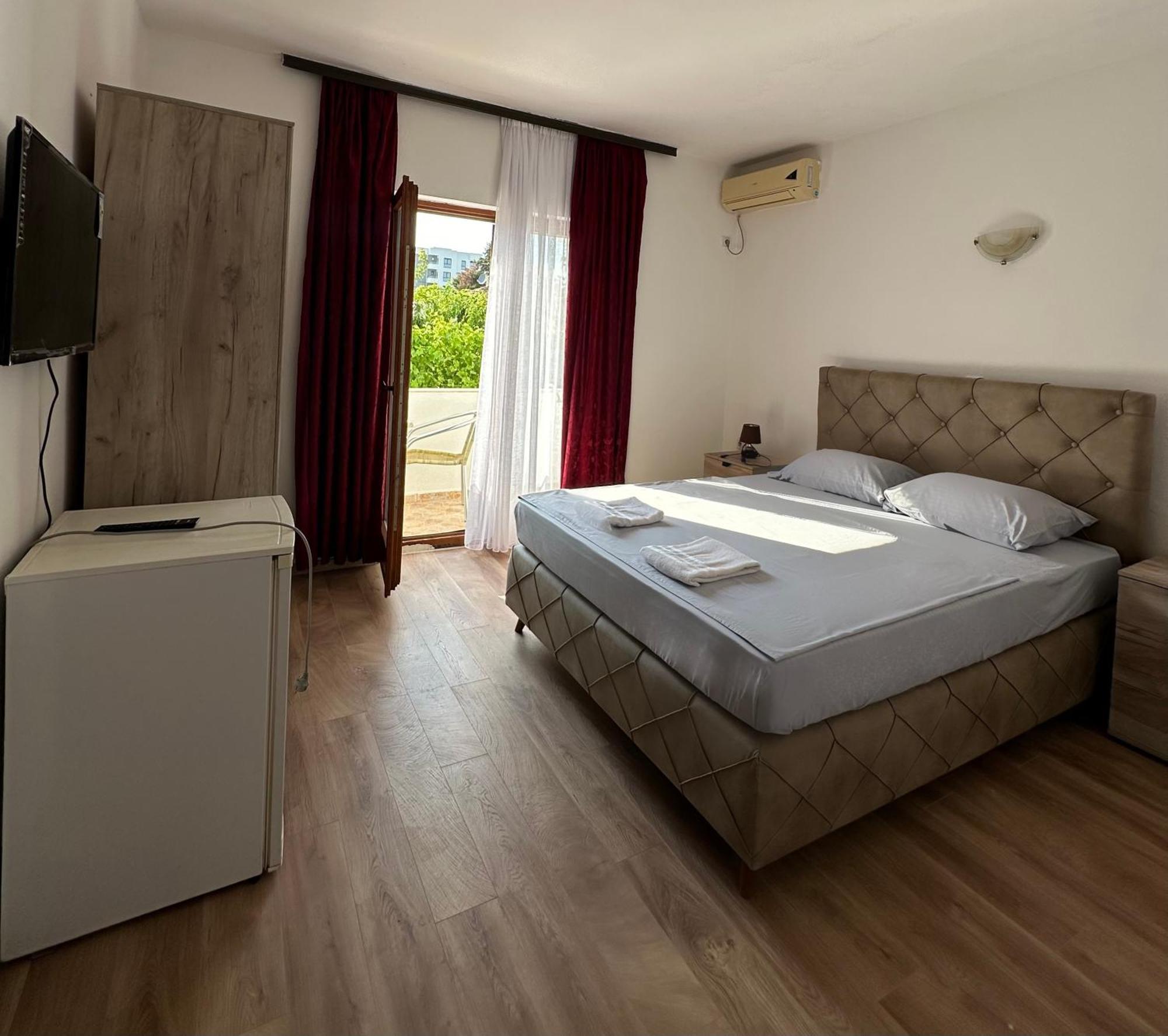 Rooms Ajllin Ulcinj Eksteriør bilde